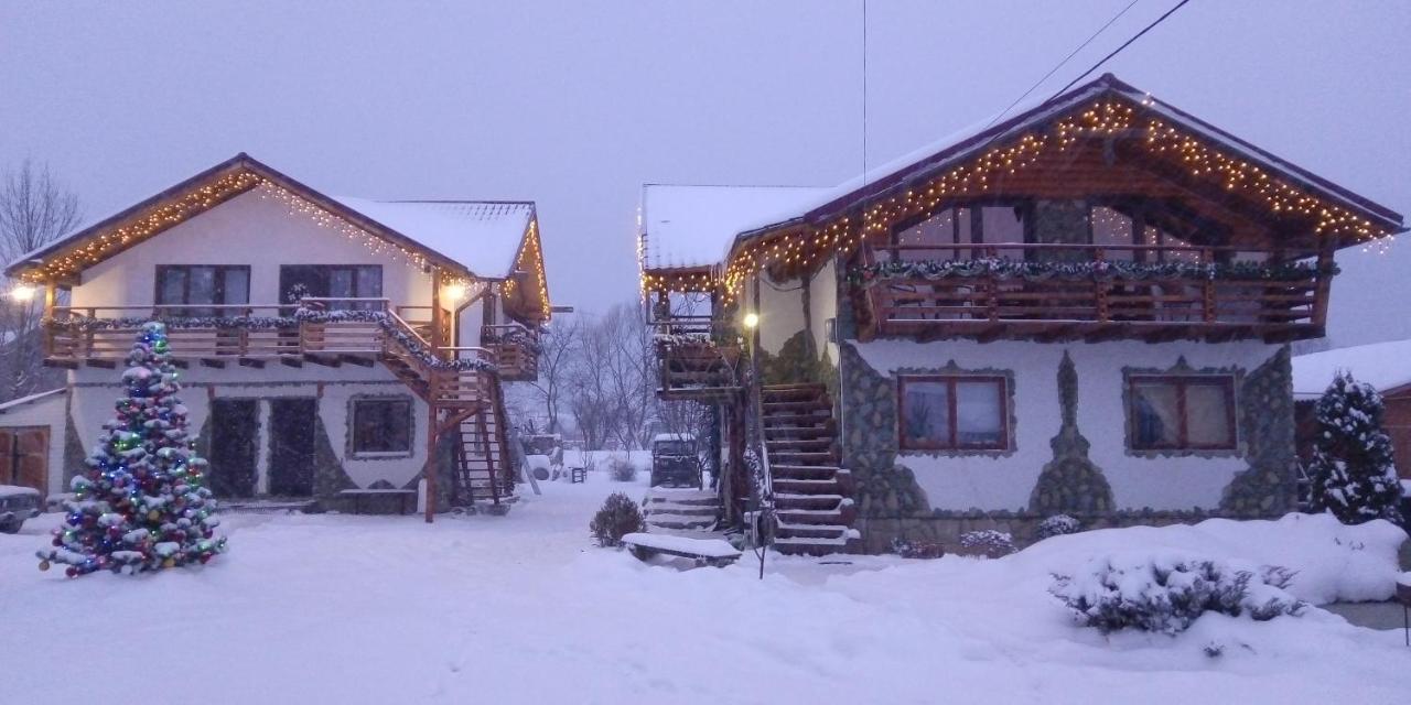 Апартаменти "У Кузьмича" 1 Mykulytjyn Exteriör bild